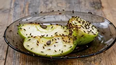 果実蠅を即座に駆除する方法:化学薬品を使わない、簡単で実証済みの方法